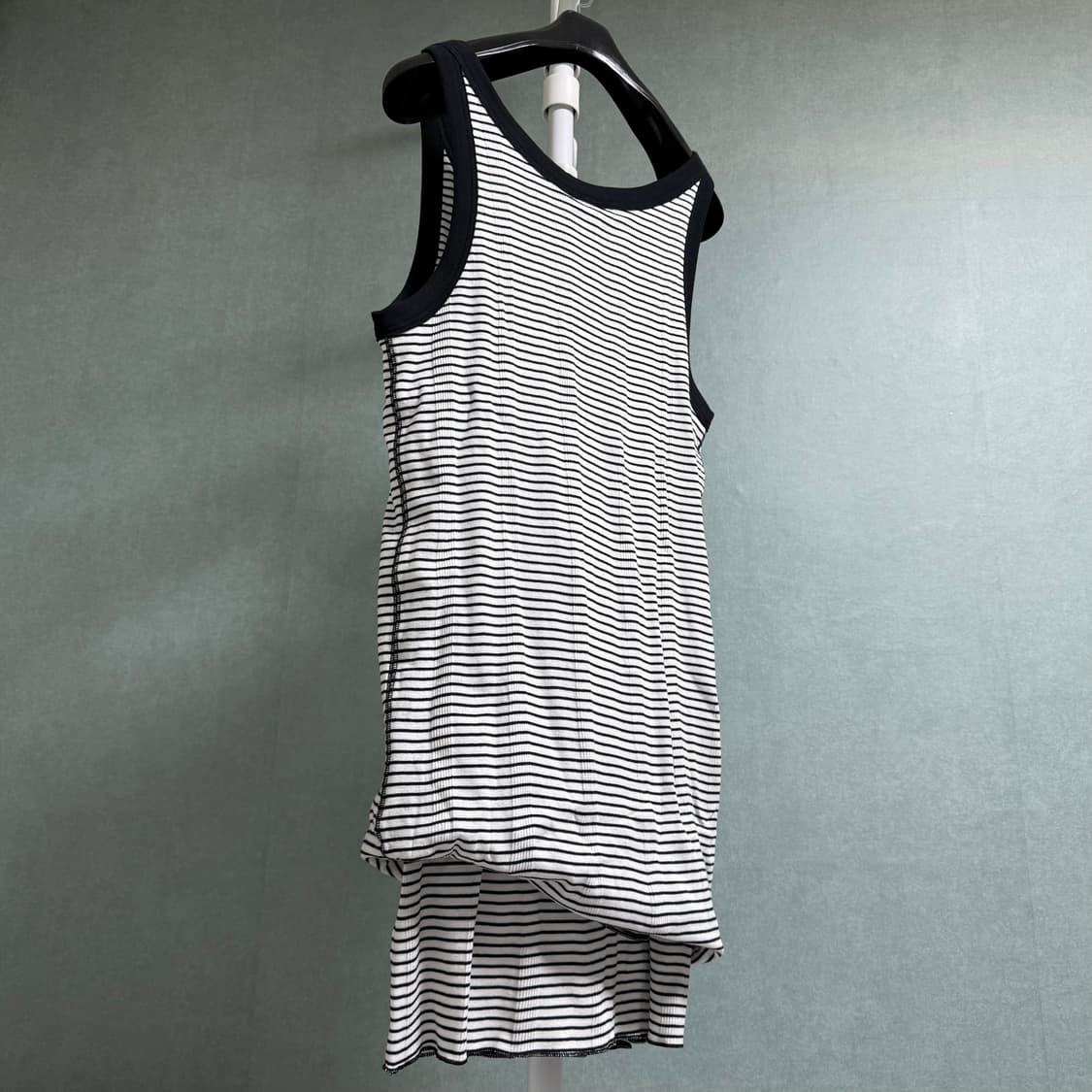 더솔로이스트 밀러 더블 탱크탑 상품이미지2