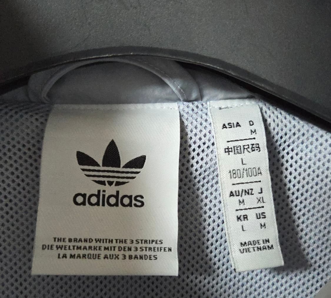 (착샷) 아디다스 바람막이 리카이브 우븐 헤일로 실버  상품이미지3