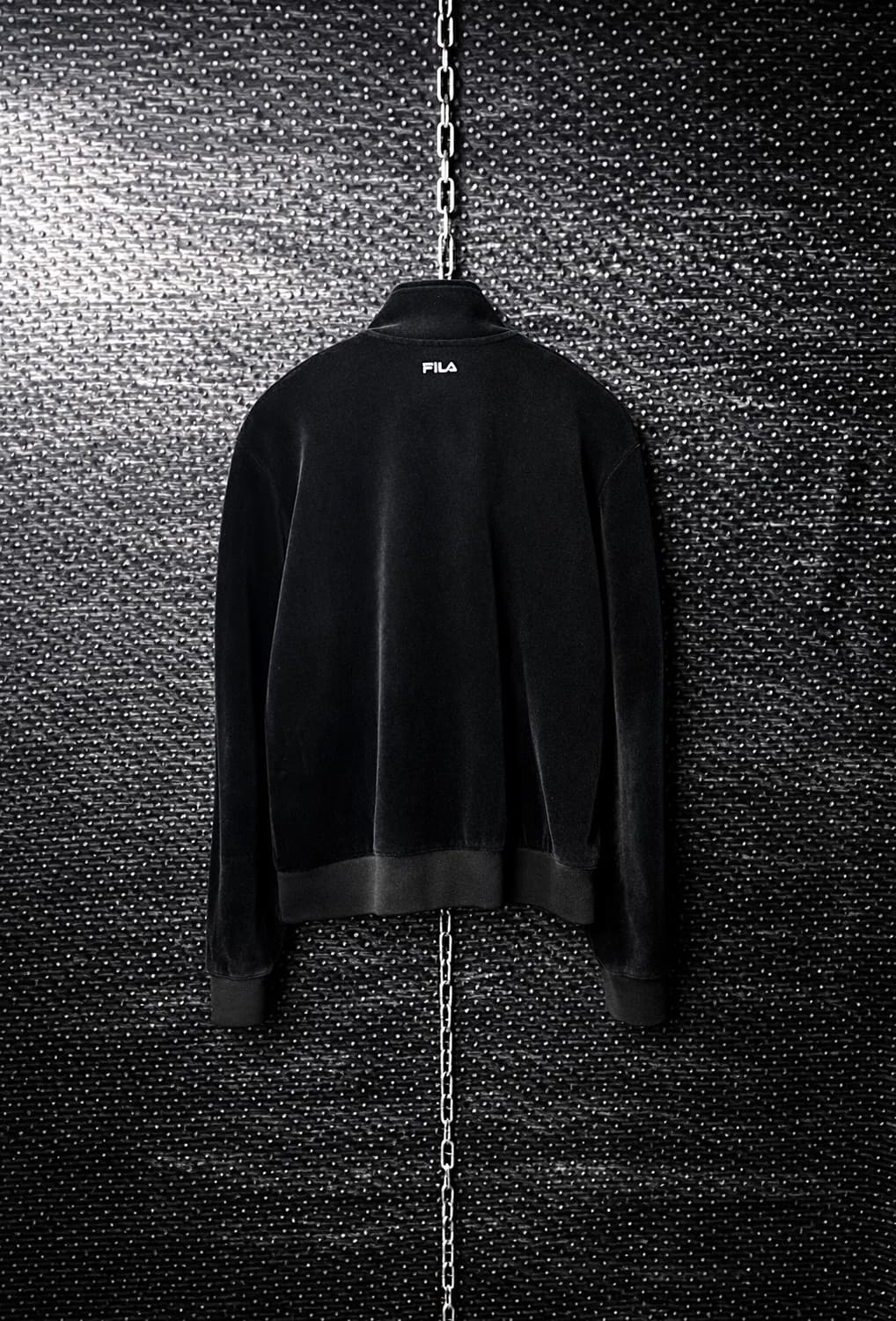 휠라 텍스트 벨벳집업 상품이미지2