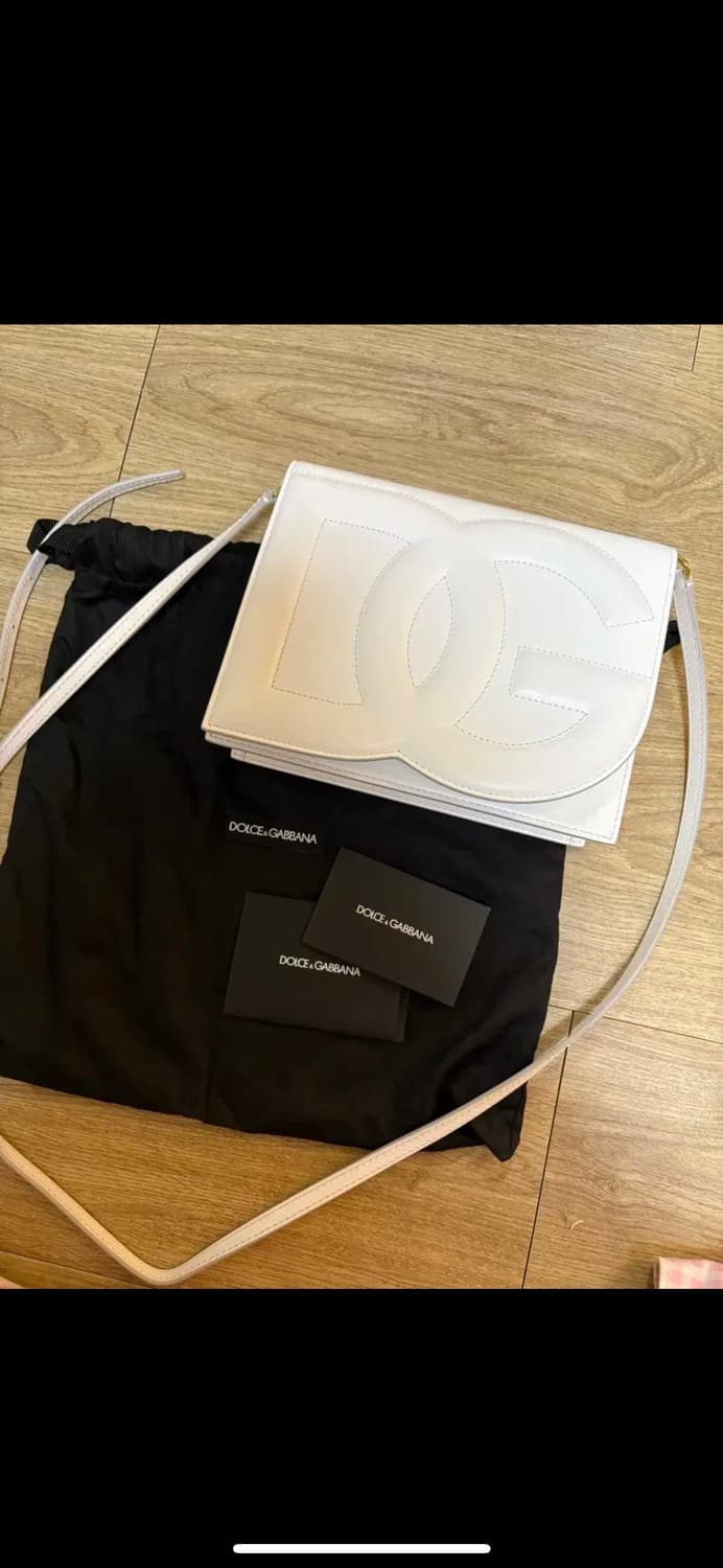 (무료배송)돌체앤가바나 DG 로고 화이트 크로스백 상품이미지2
