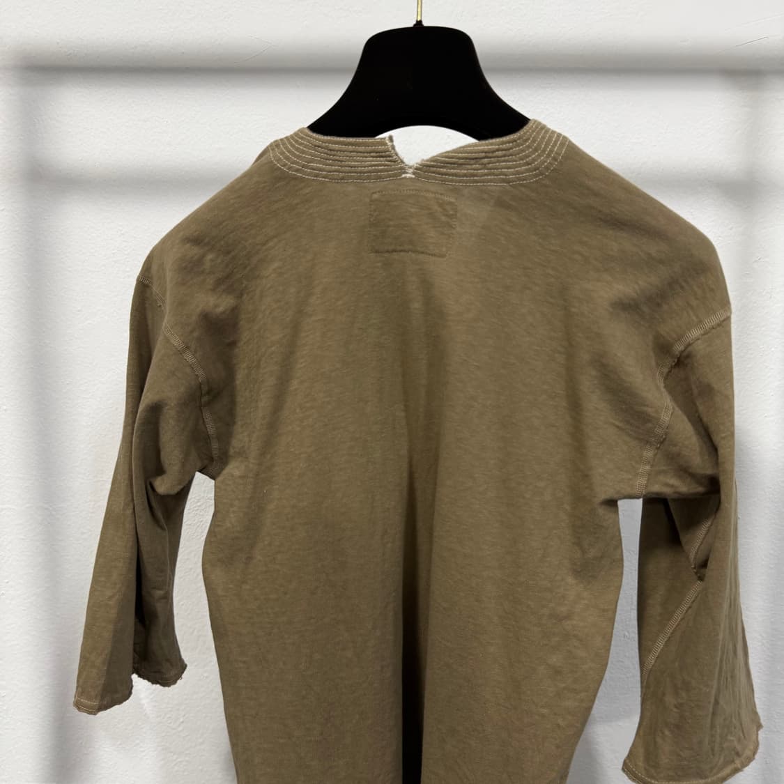 캐피탈 브이넥 밀리터리 탑  상품이미지5