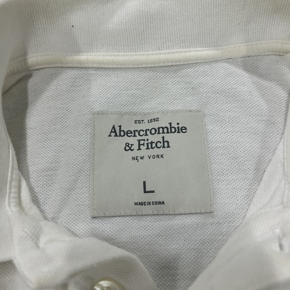 아베크롬비 화이트 반팔 폴로티 L 상품이미지2
