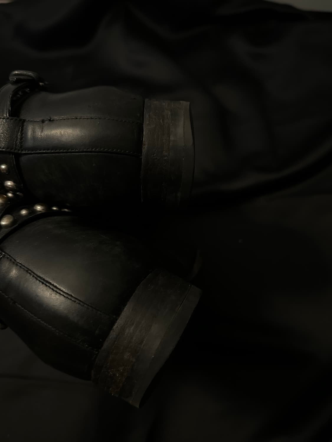 생로랑 에디슬리먼 스터드 부츠 상품이미지7