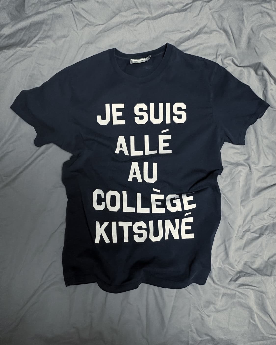 [s]메종 키츠네(Maison Kitsune) 컬리지 레터링 네이비 반팔 상품이미지4