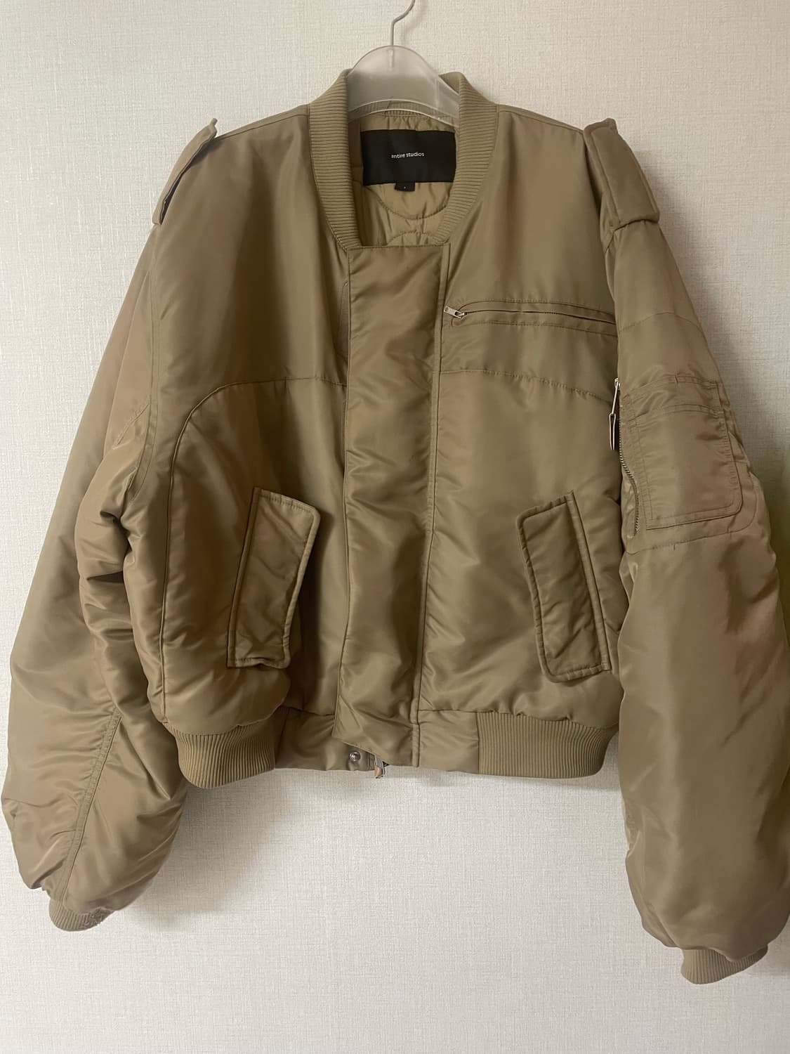 엔타이어스튜디오 a2 봄버 L 상품이미지1