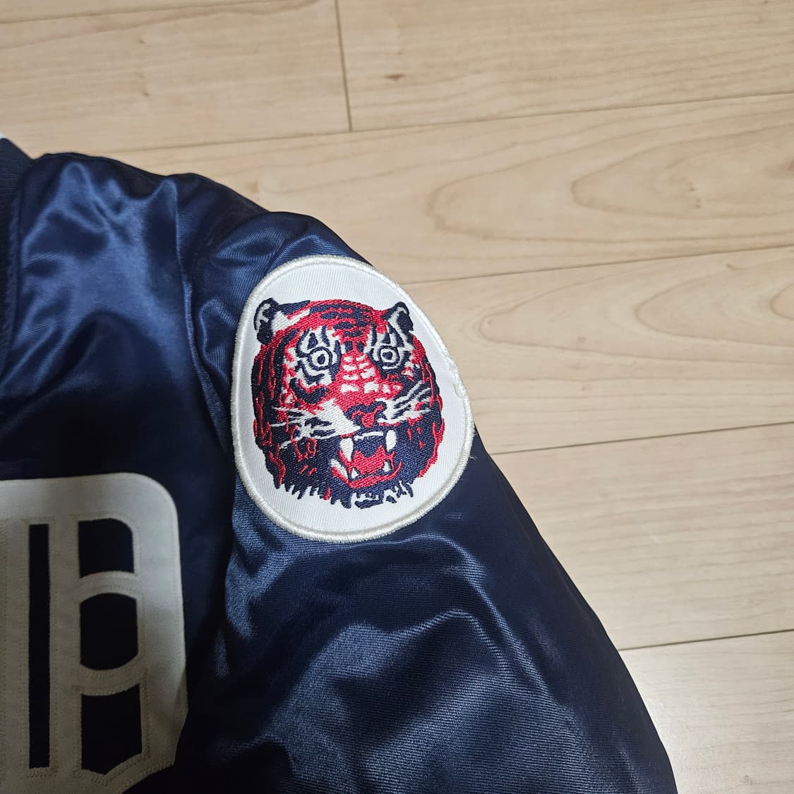 Wtaps x MAJESTIC 스타디움 벤치자켓 상품이미지4