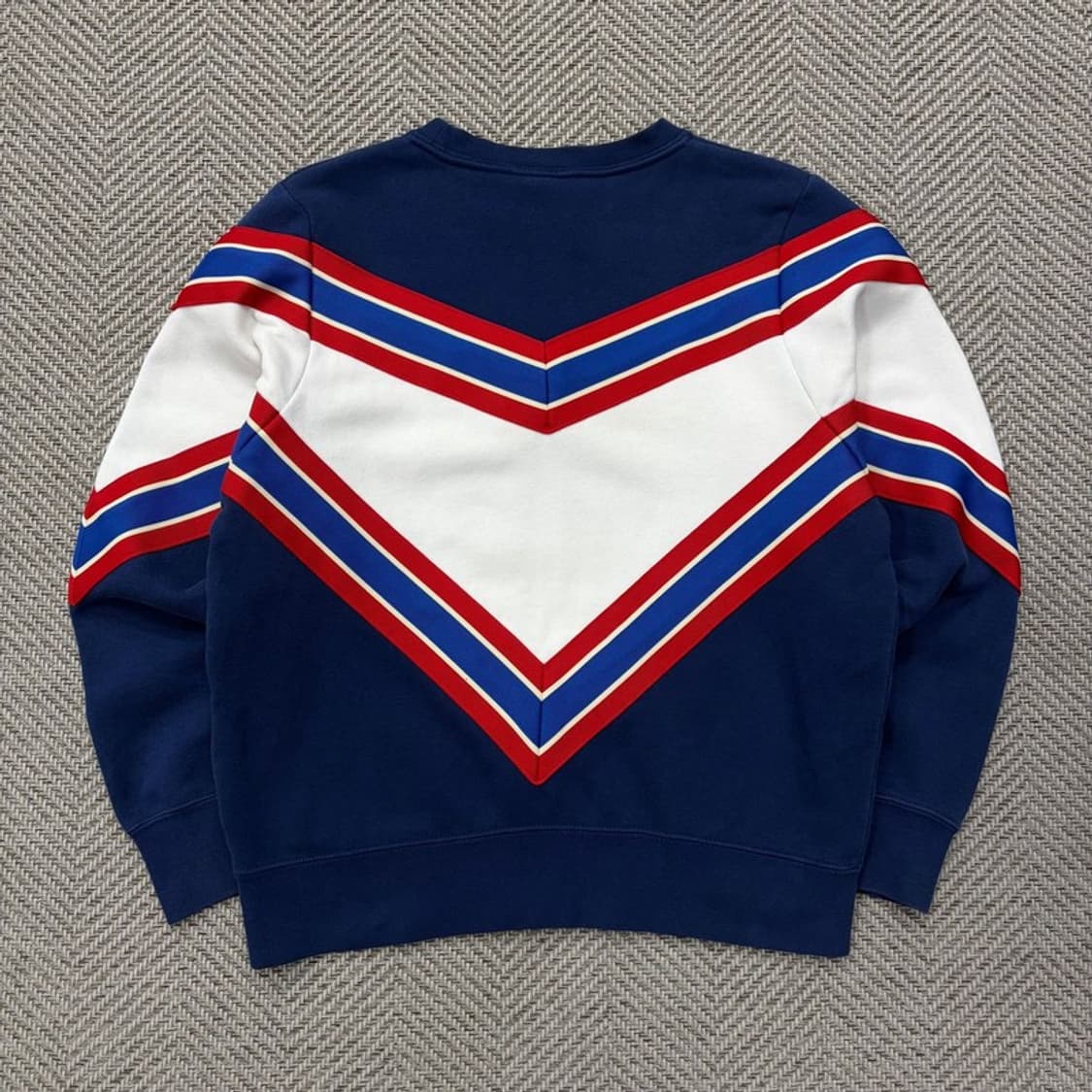 나이키 올드스쿨 맨투맨 v2178 상품이미지2