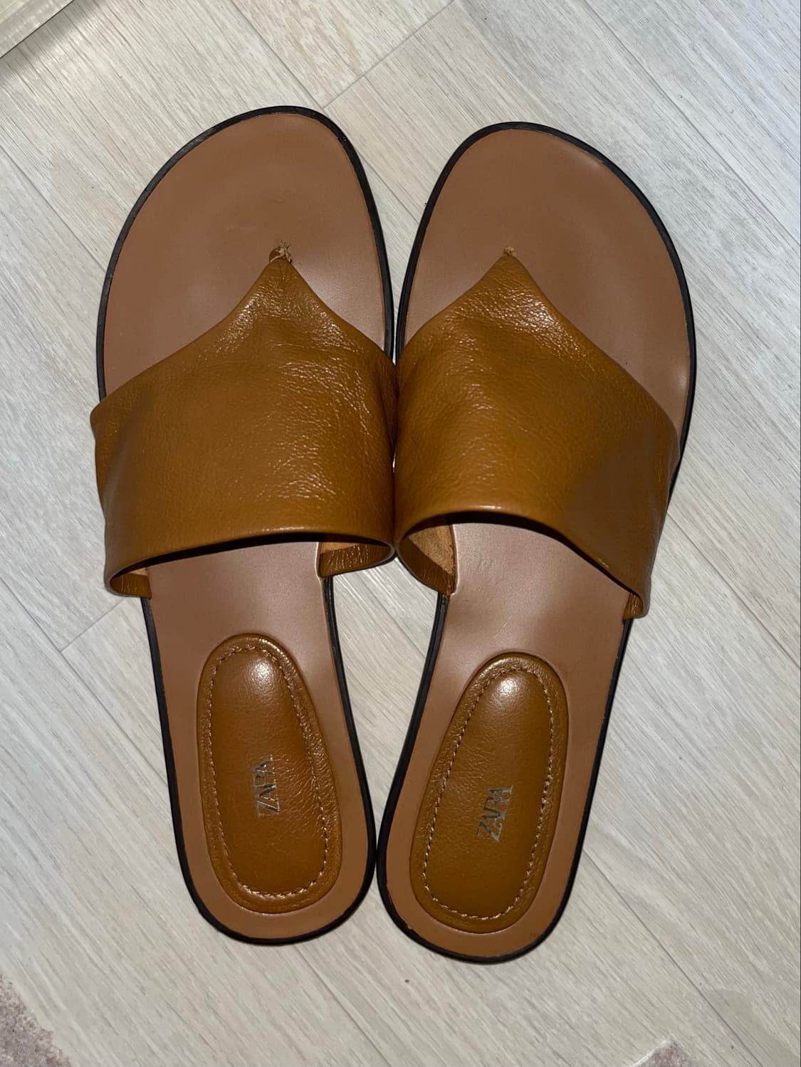 자라 브라운 샌들(쪼리) 상품이미지2