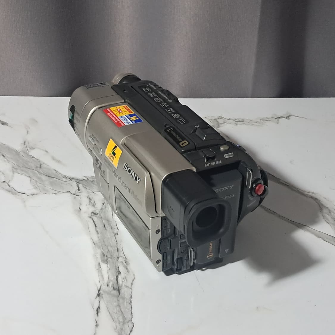 소니 8mm 캠코더 Hi8 CCD-TRV87 상품이미지3