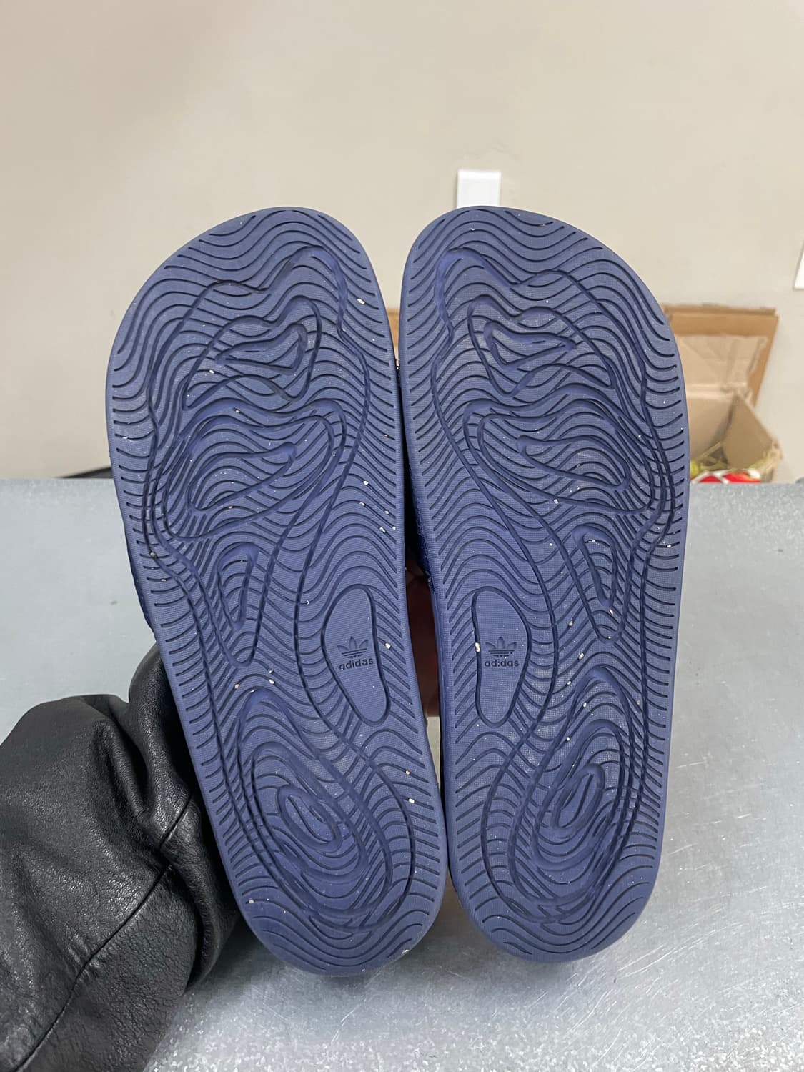 퍼렐 x 아디다스 부스트 슬라이드 270 상품이미지6