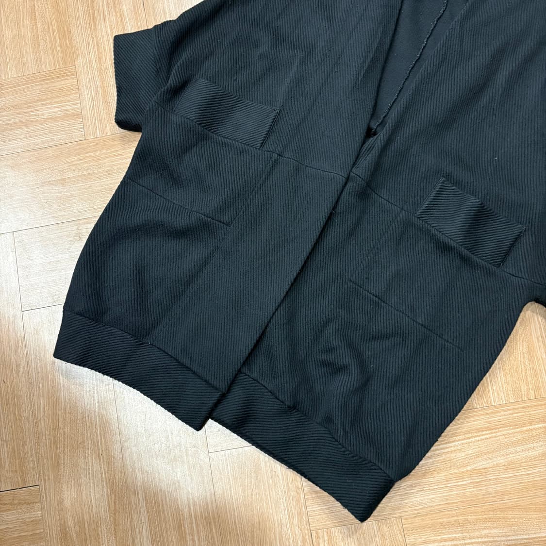 LIMI feu 오버사이즈 블랙 울 숏 슬리브 코트 상품이미지5