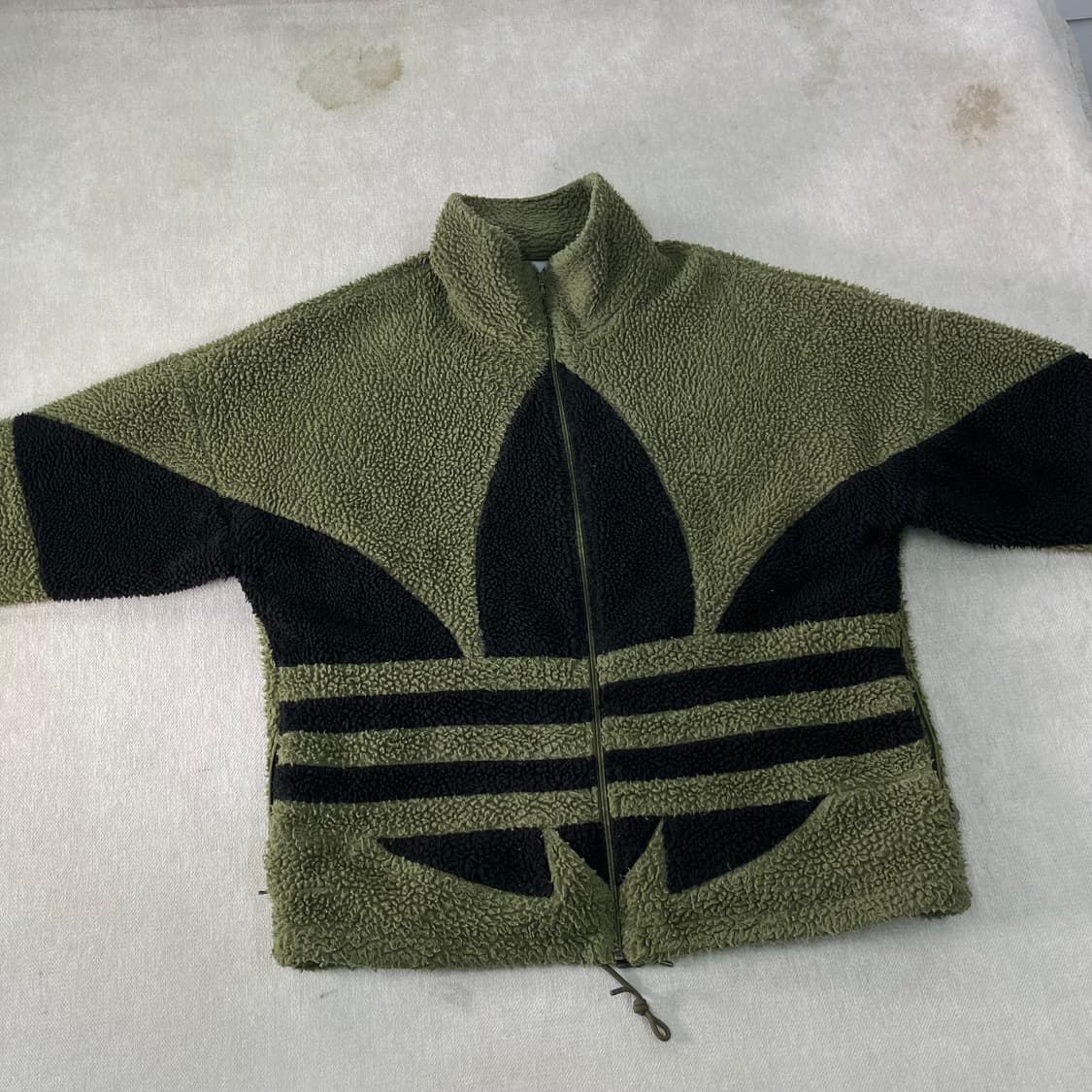 105 아디다스 신형 빅 트레포일 쉐르파 플리스 자켓 상품이미지2