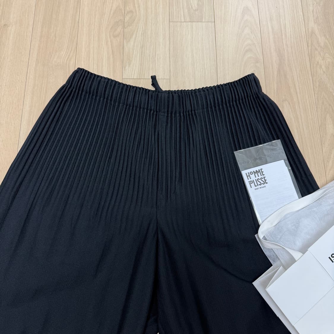 이세이미야케 옴므플리세 2사이즈 팬츠 판매 상품이미지2