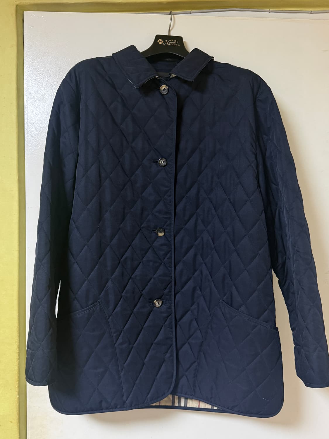 버버리 퀼팅 자켓 상품이미지1