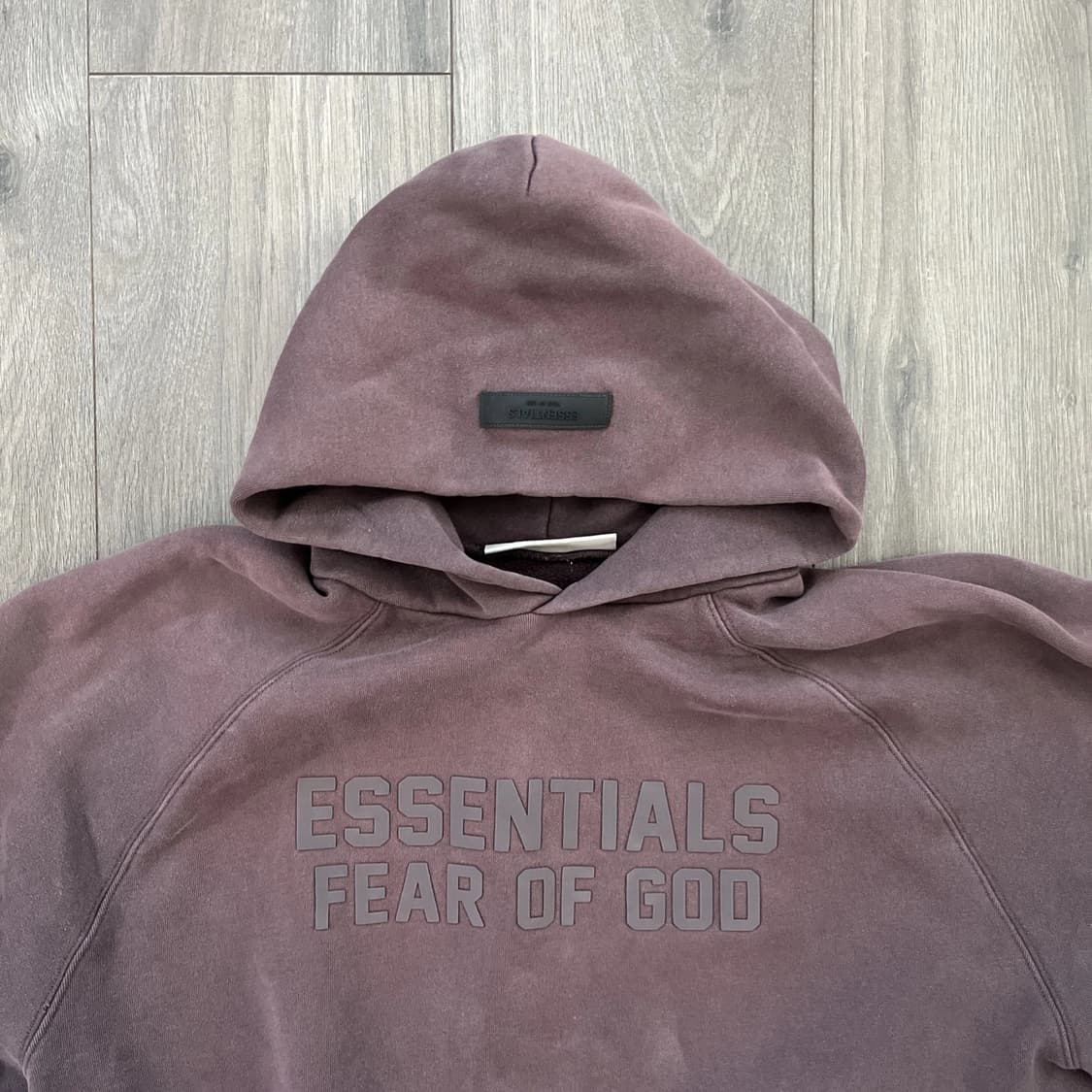 에센셜 레터링 후드티 상품이미지1