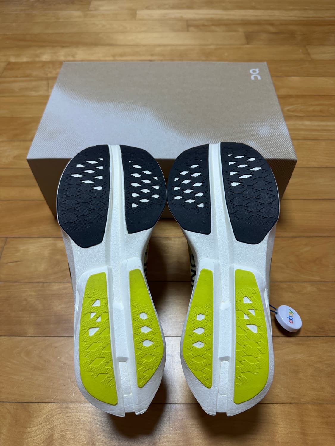 [265, 새상품] 온 러닝 클라우드붐 스트라이크 라임라이트 울프 상품이미지6