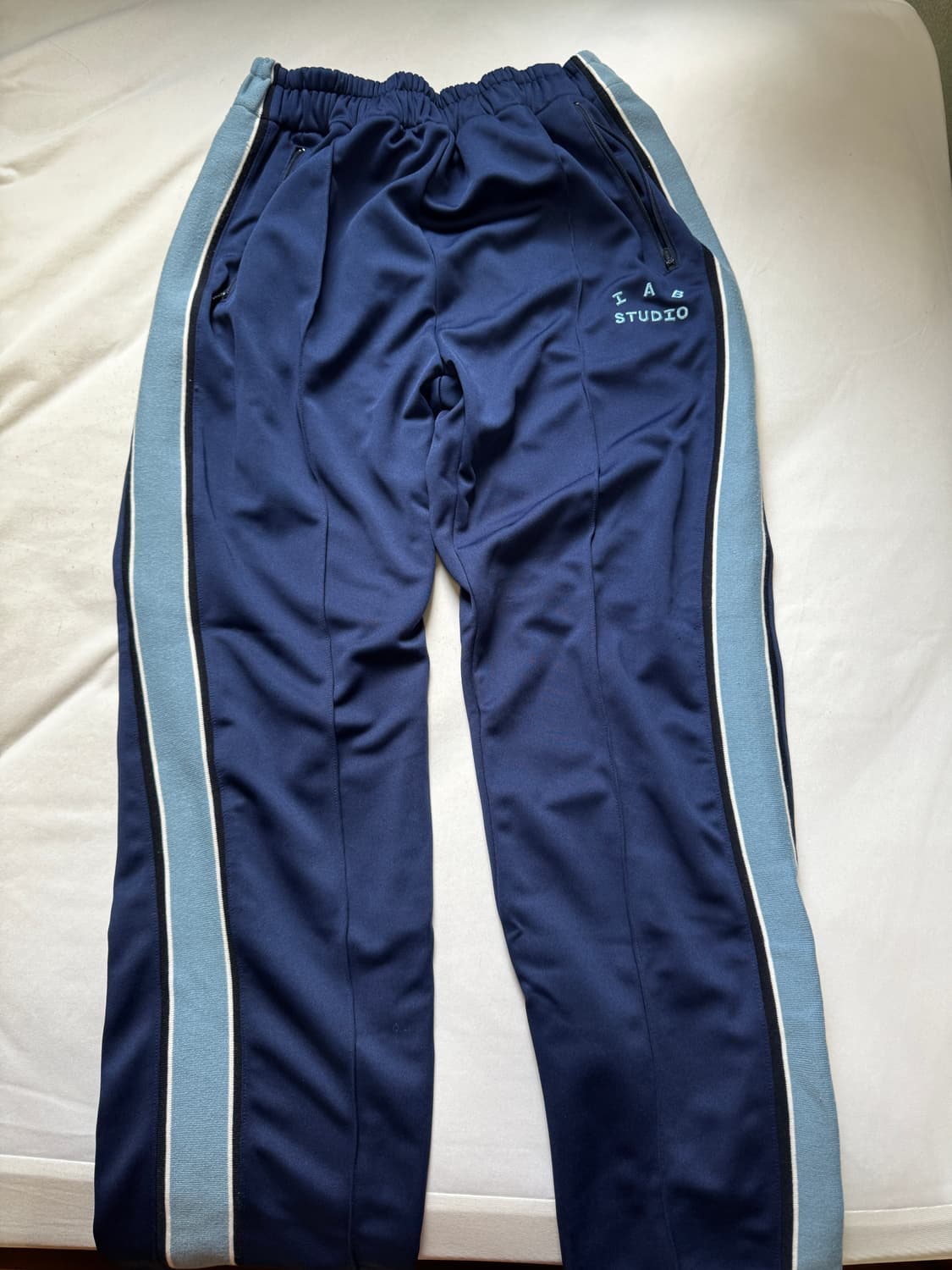 아이앱 스튜디오 트랙팬츠 상품이미지1