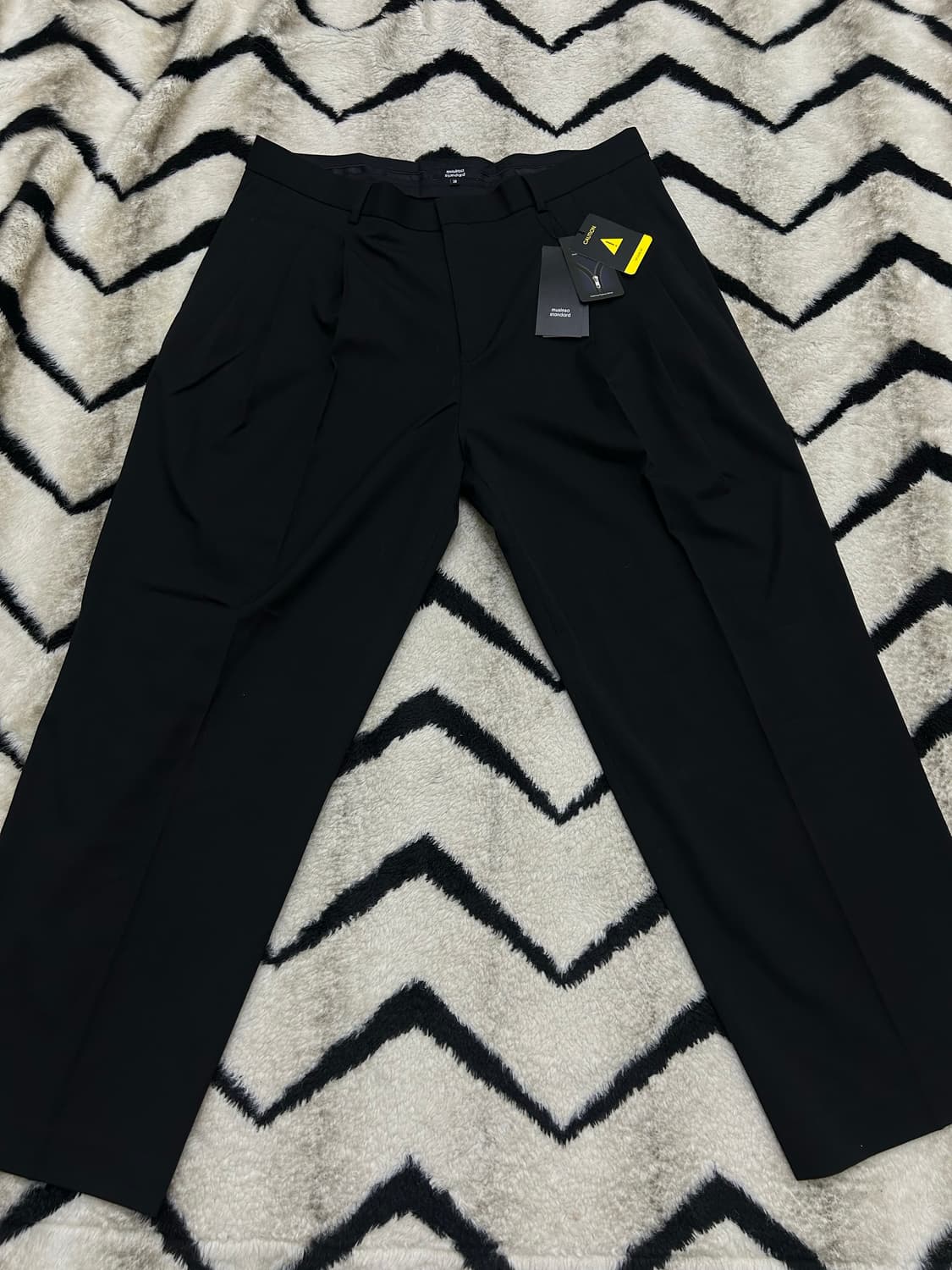 [38]무신사스탠다드 쓰리턱 벌룬 슬랙스/블랙 상품이미지2