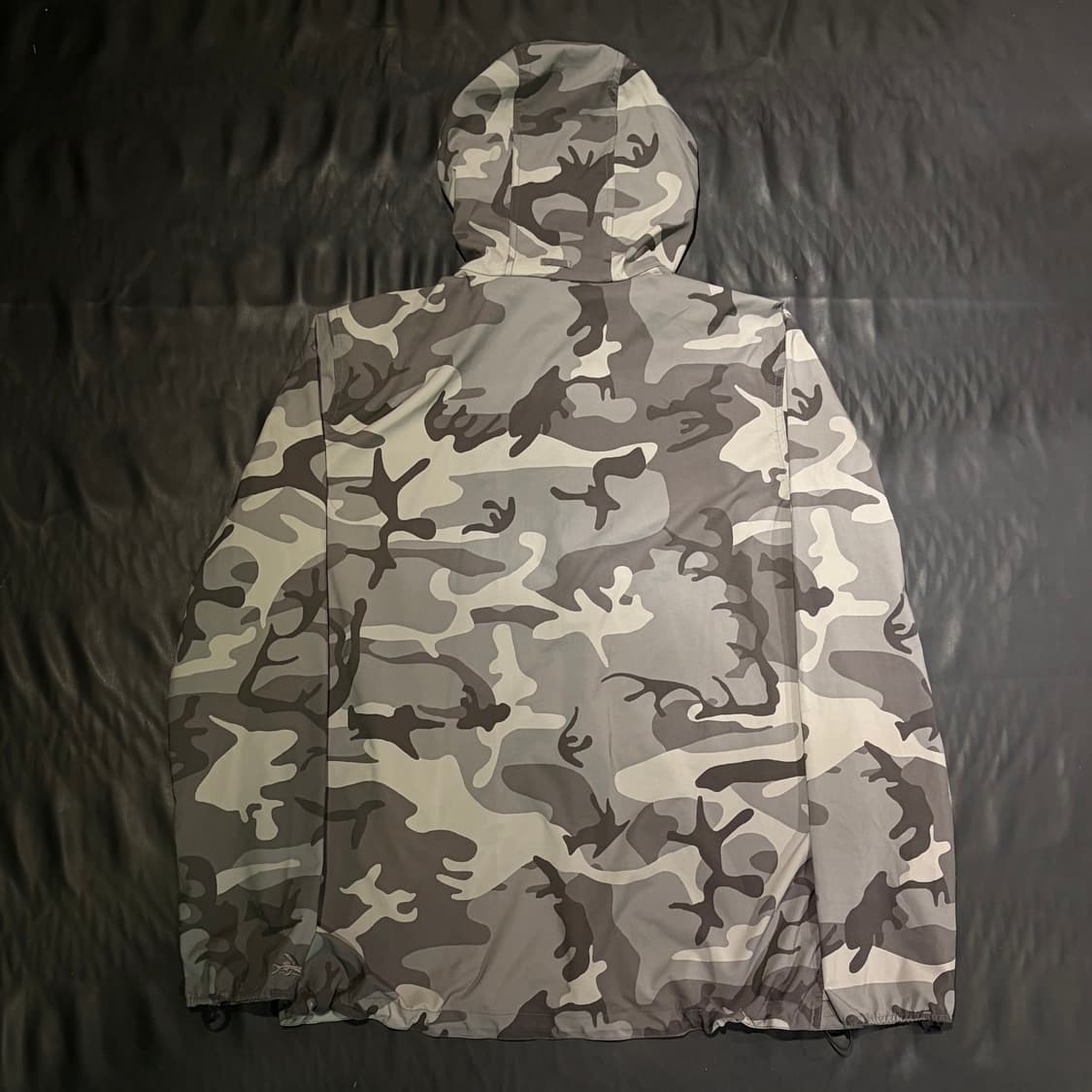 파타고니아 카모 후드 바람막이 상품이미지2