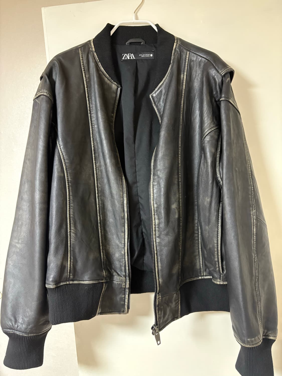 자라 페이크 레더 봄버 m 사이즈 상품이미지1