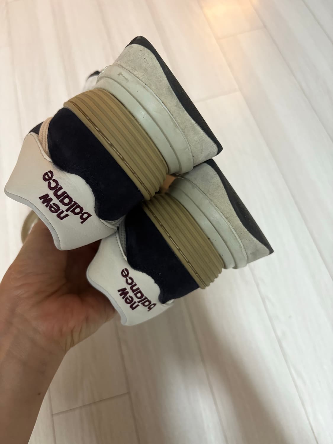 뉴발란스 레거시 네이비 245 상품이미지3