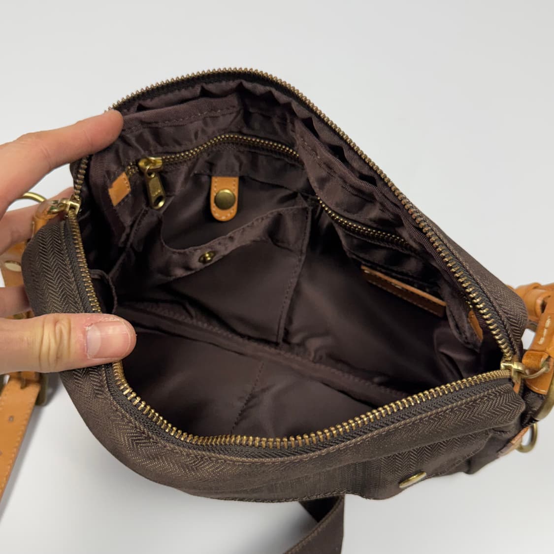 요시다포터 시티 헤링본 숄더백 상품이미지5