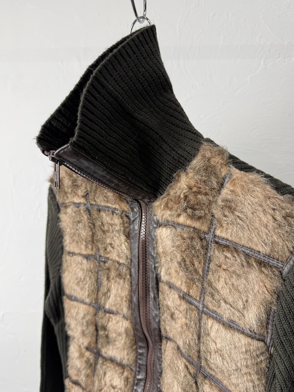 JPN 퍼 니트 하이넥 집업 상품이미지3