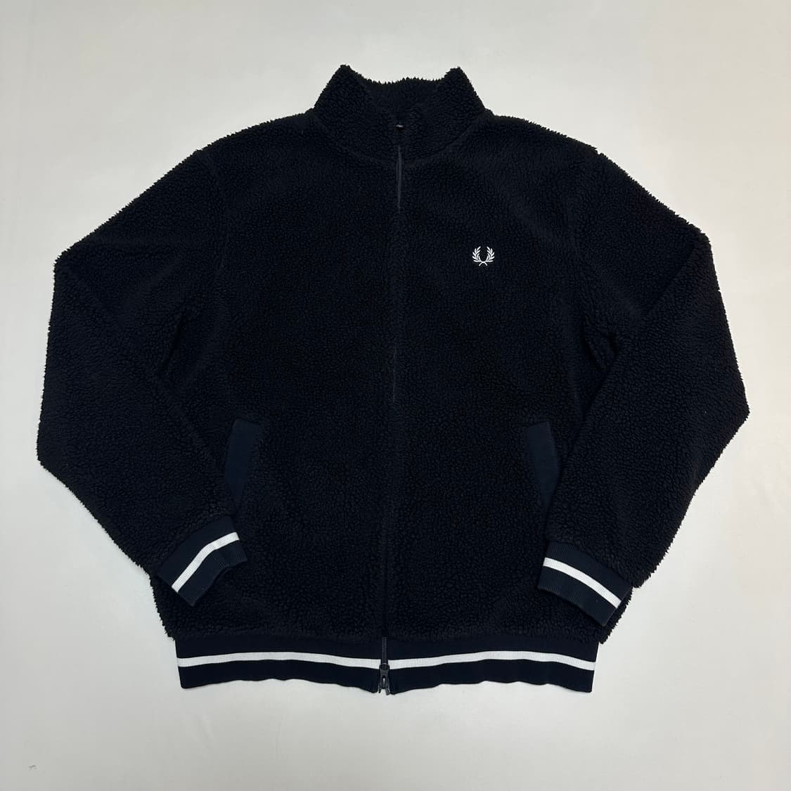 프레드페리 백로고 보그 플리스 집업자켓 상품이미지3