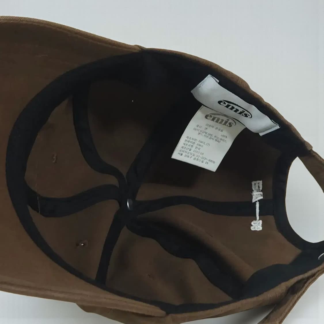 이미스 EMIS 로고 볼캡 브라운 상품이미지2