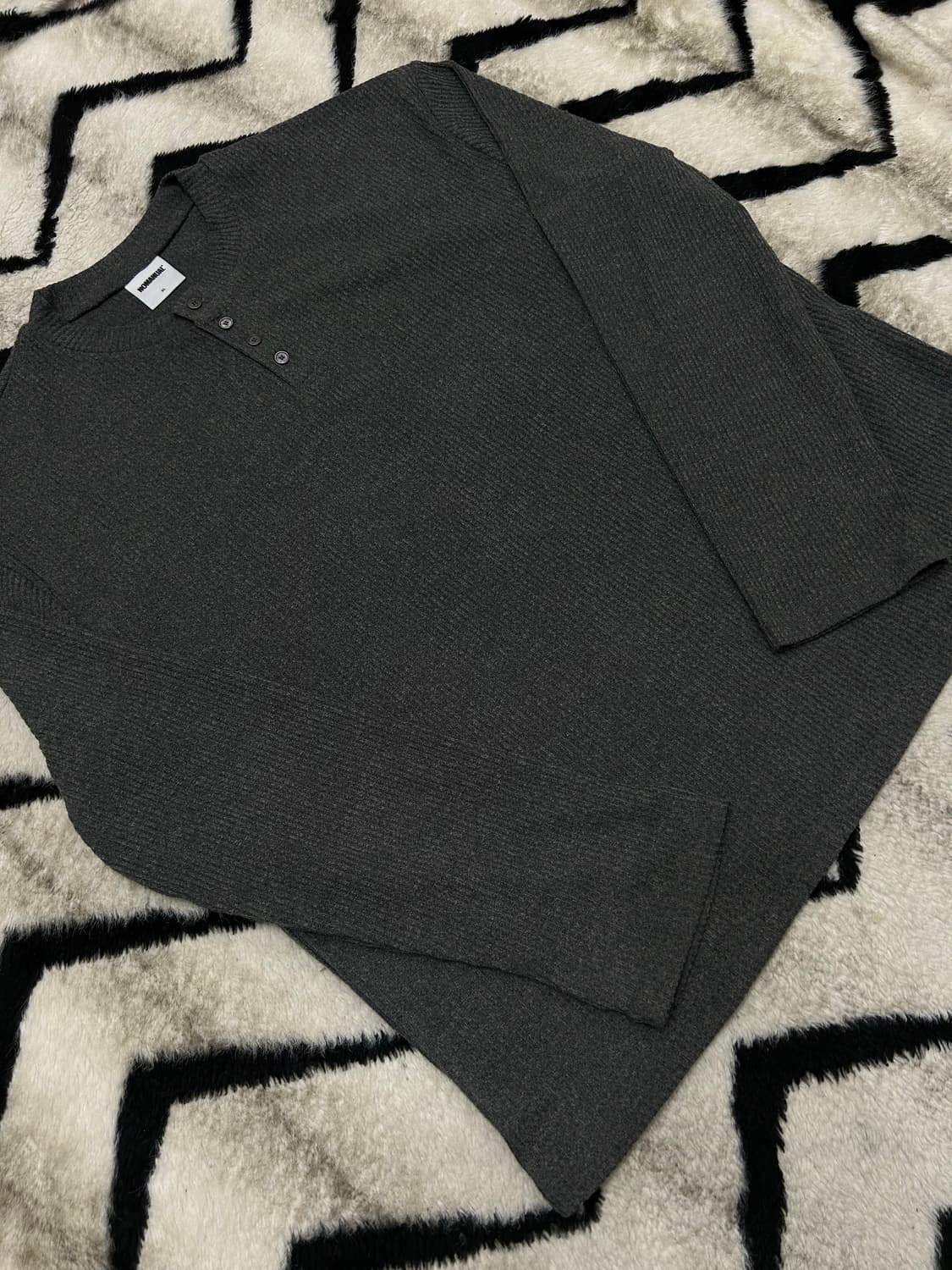 [XL]노매뉴얼 헨리넥 니트 롱슬리브/차콜 상품이미지3