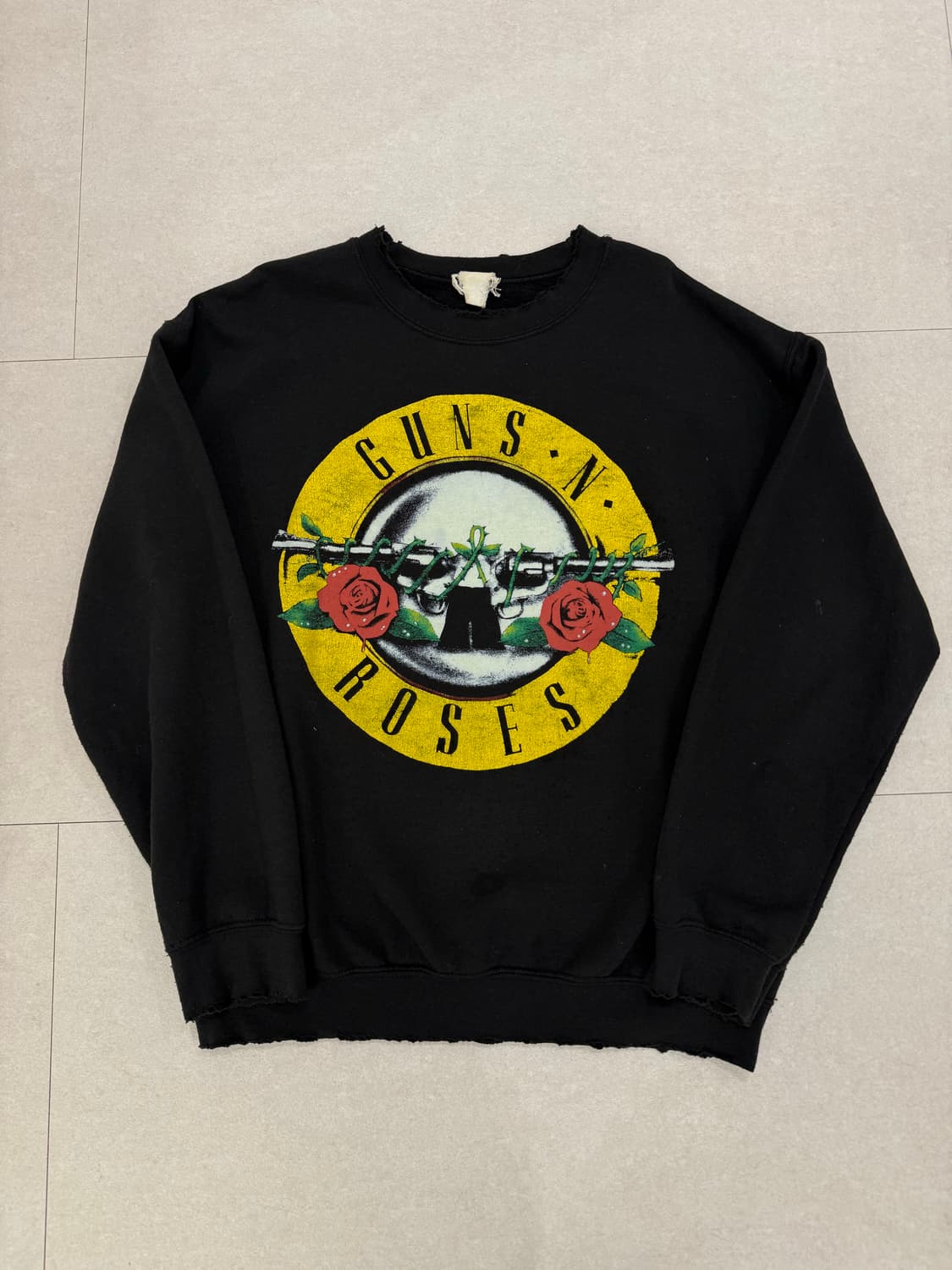 메이드원 건즈앤로지스 맨투맨 상품이미지1