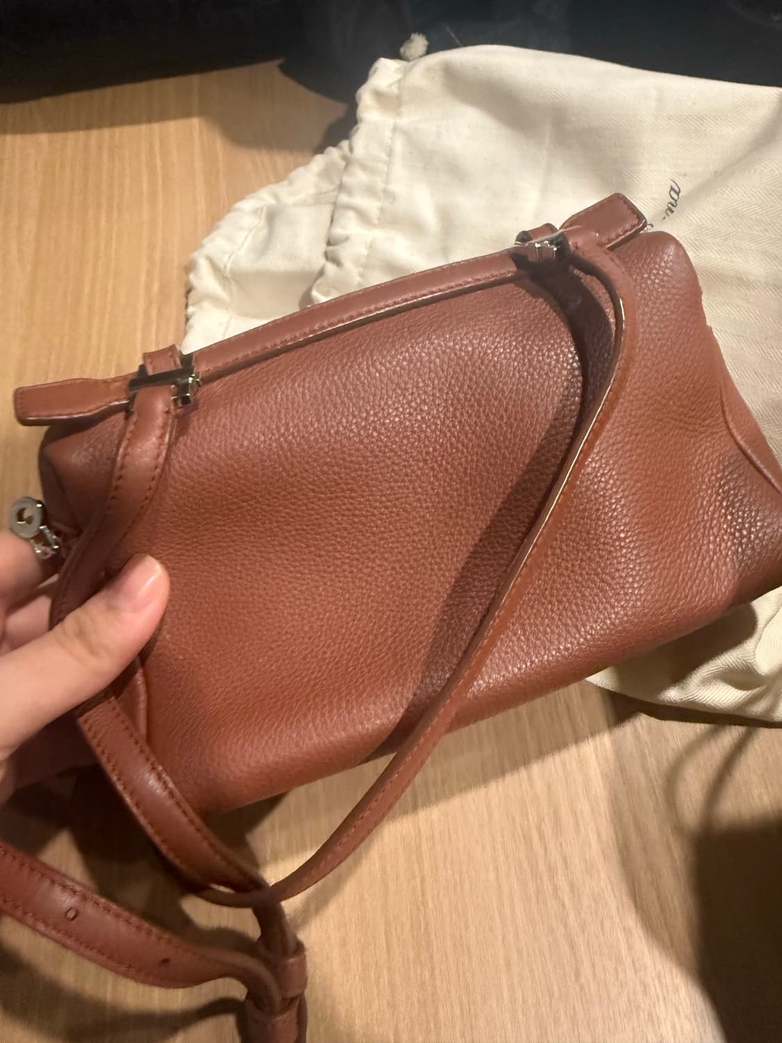 로로피아나 엑스트라 포켓 가방 상품이미지4