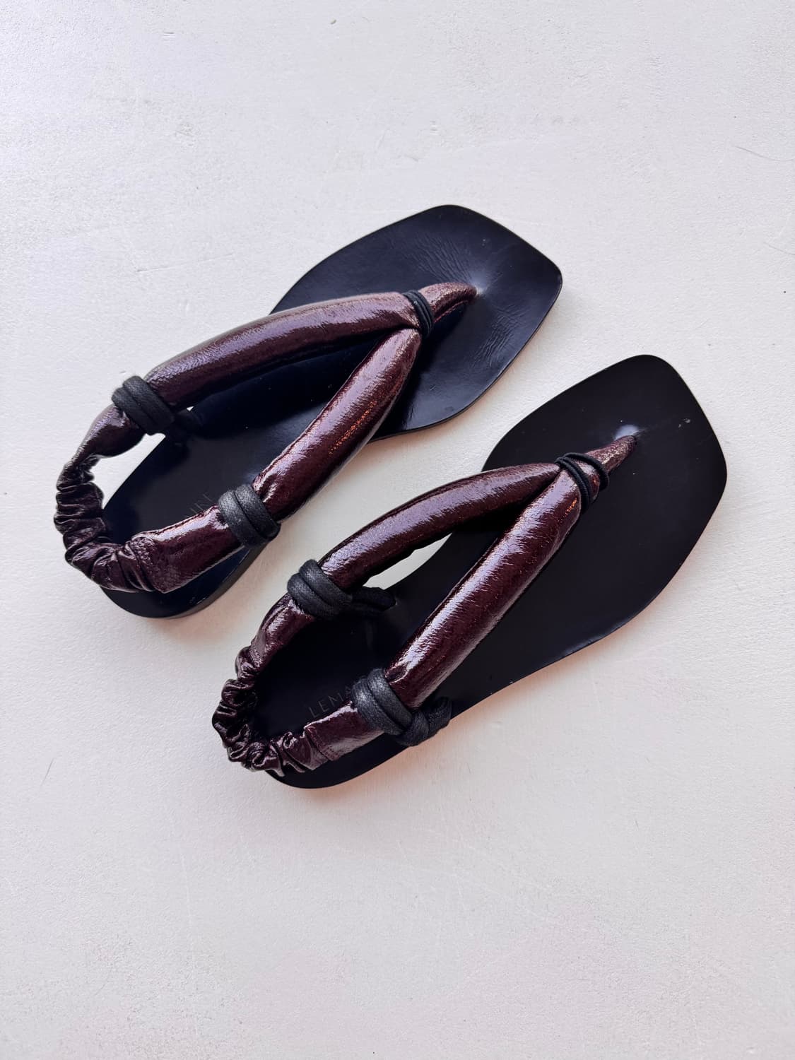 르메르 패딩 스트랩 샌들 판매(230 잘 맞음) 상품이미지5