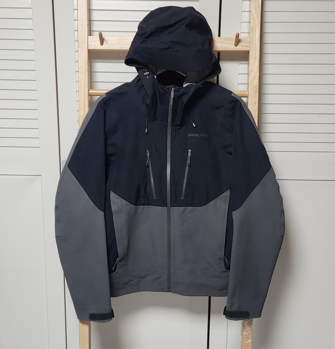 파타고니아 바람막이 후드 자켓 상품이미지1