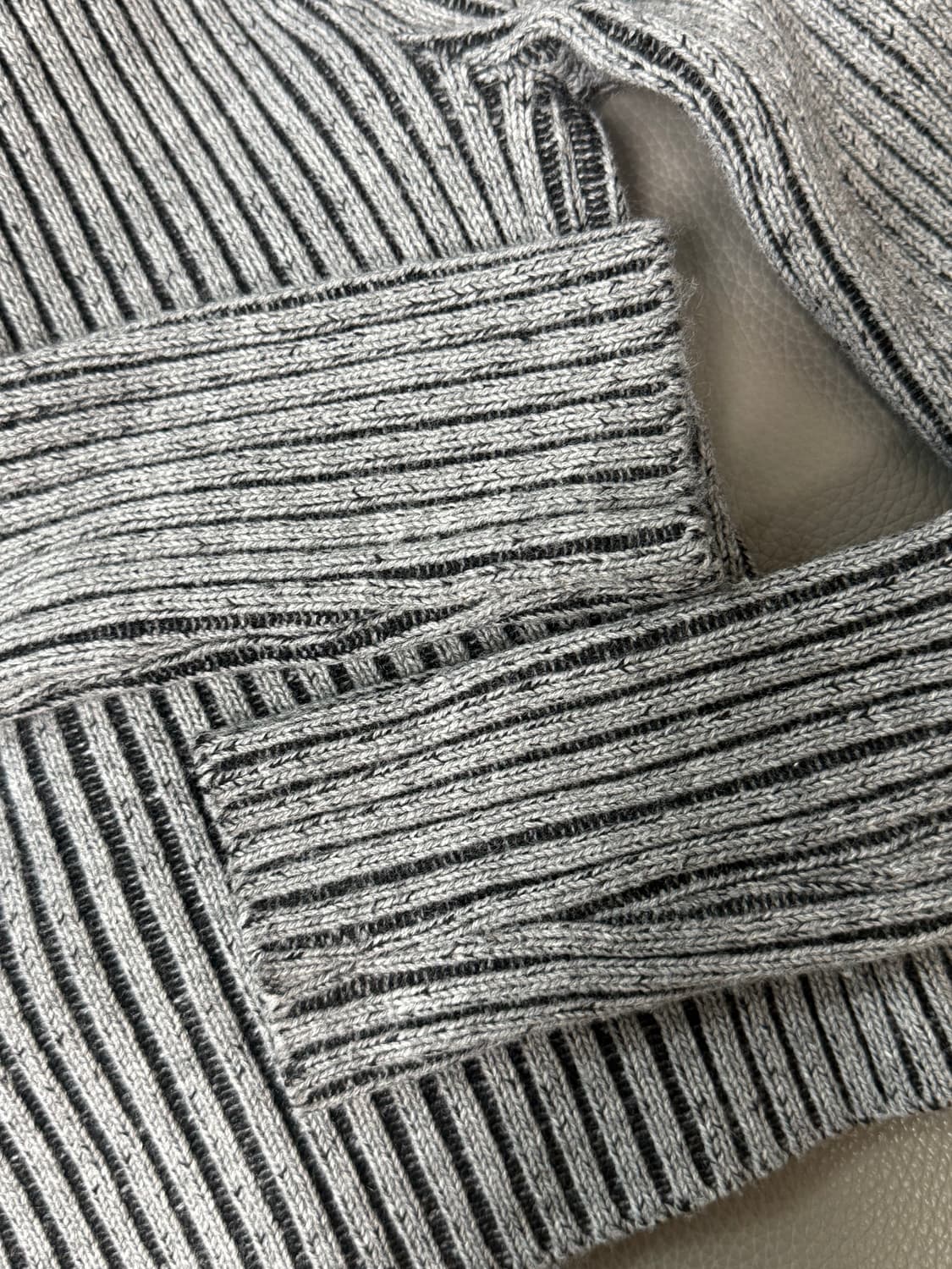 시너진 믹스드 컬러 가디건 그레이 상품이미지6