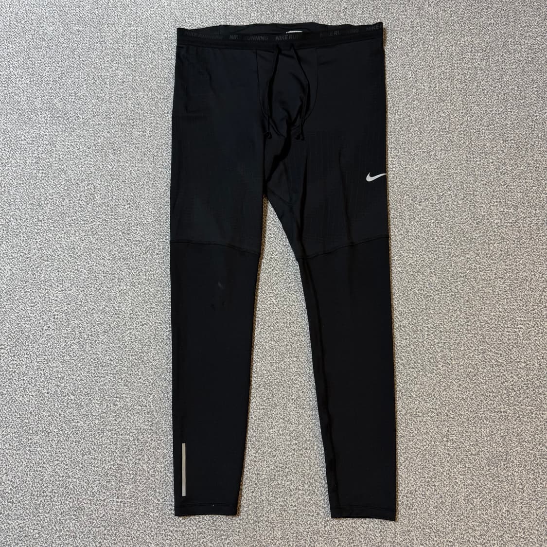 [정가 12만원] 나이키 러닝용 타이즈 남성용 2XL 상품이미지1