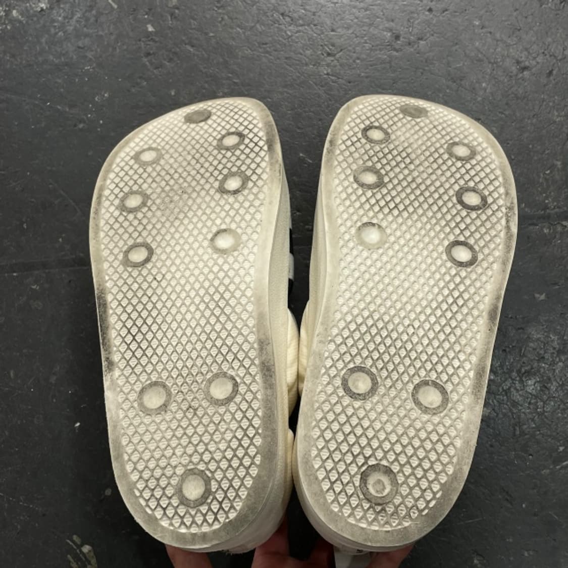 285 아디다스 퍼피렛 패딩슈즈 상품이미지5