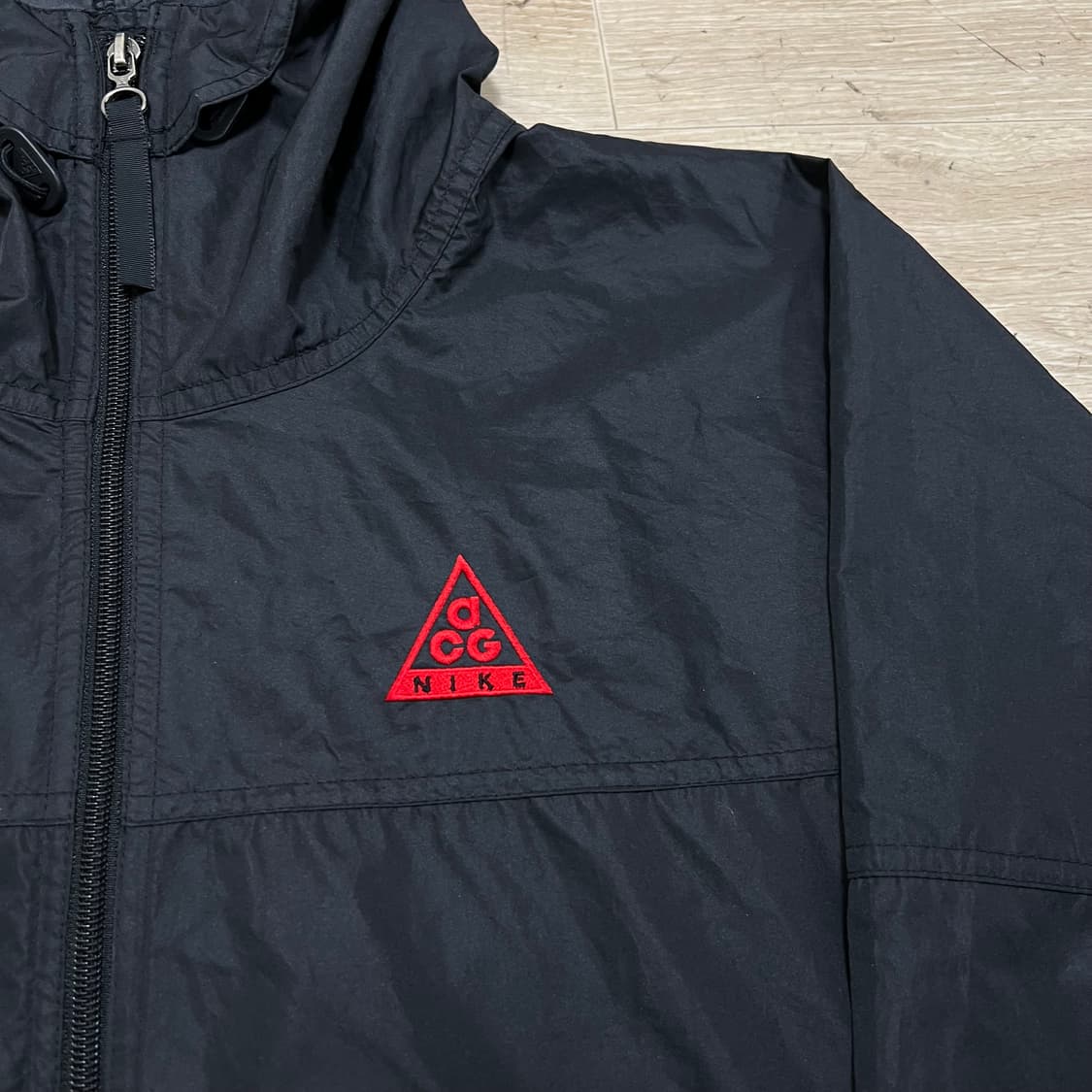 나이키 ACG 남성 투톤 배색 아노락 후드자켓 [블랙/레드] XL/105 상품이미지4