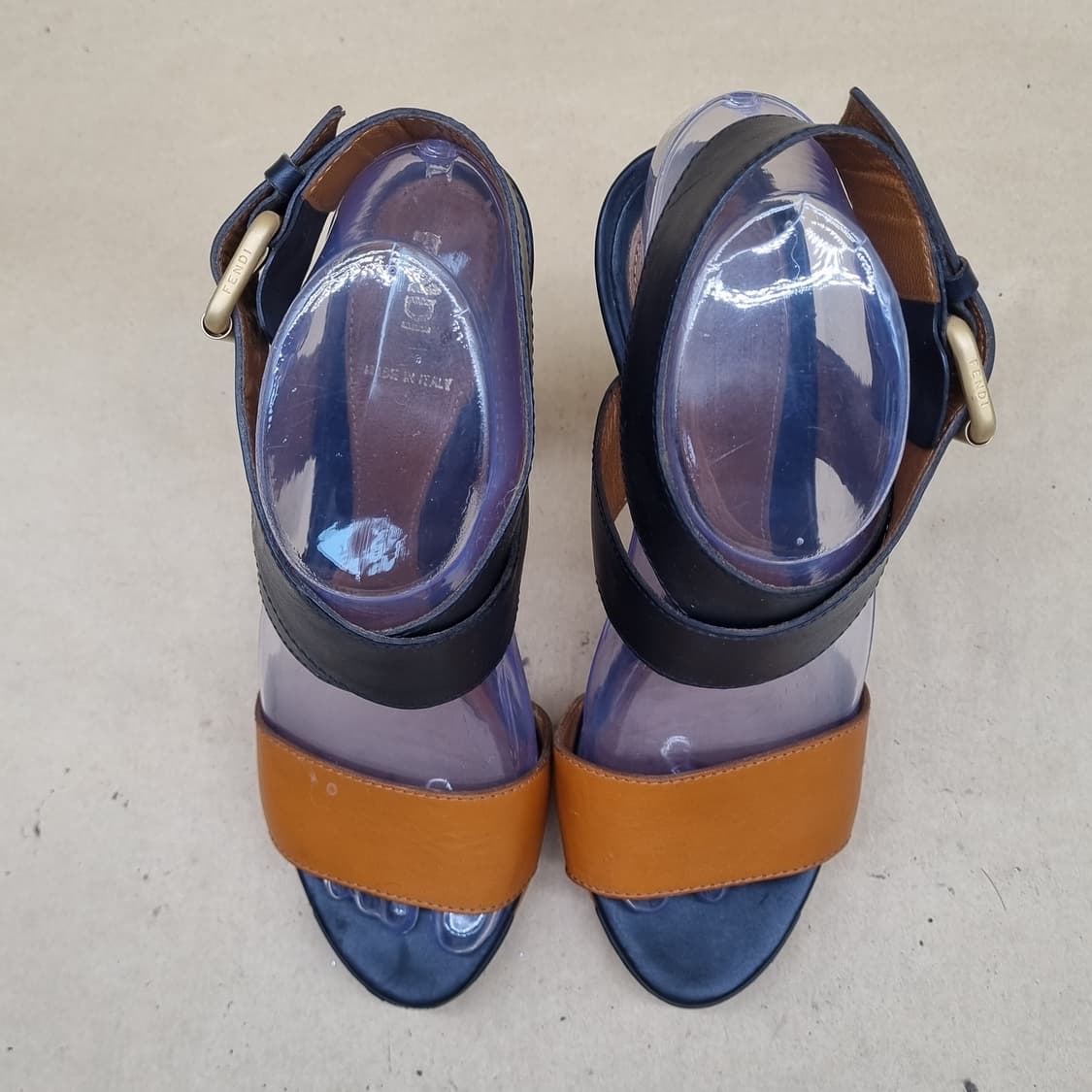 팬디 여성 힐샌들37.5 245 굽13 상품이미지2