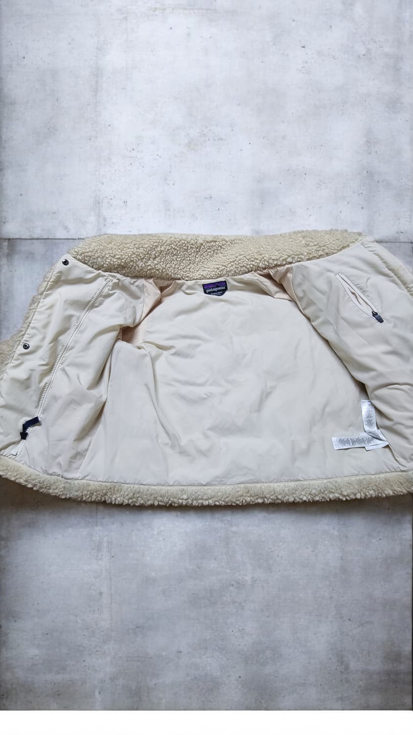 파타고니아 우먼즈 파일 다운 자켓 (Pelage/Natural) 상품이미지3