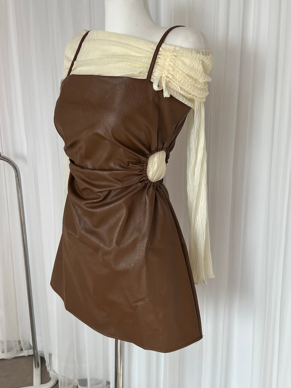 [새상품원가이하판매]브라운 레더 뒷지퍼 끈 원피스  상품이미지5