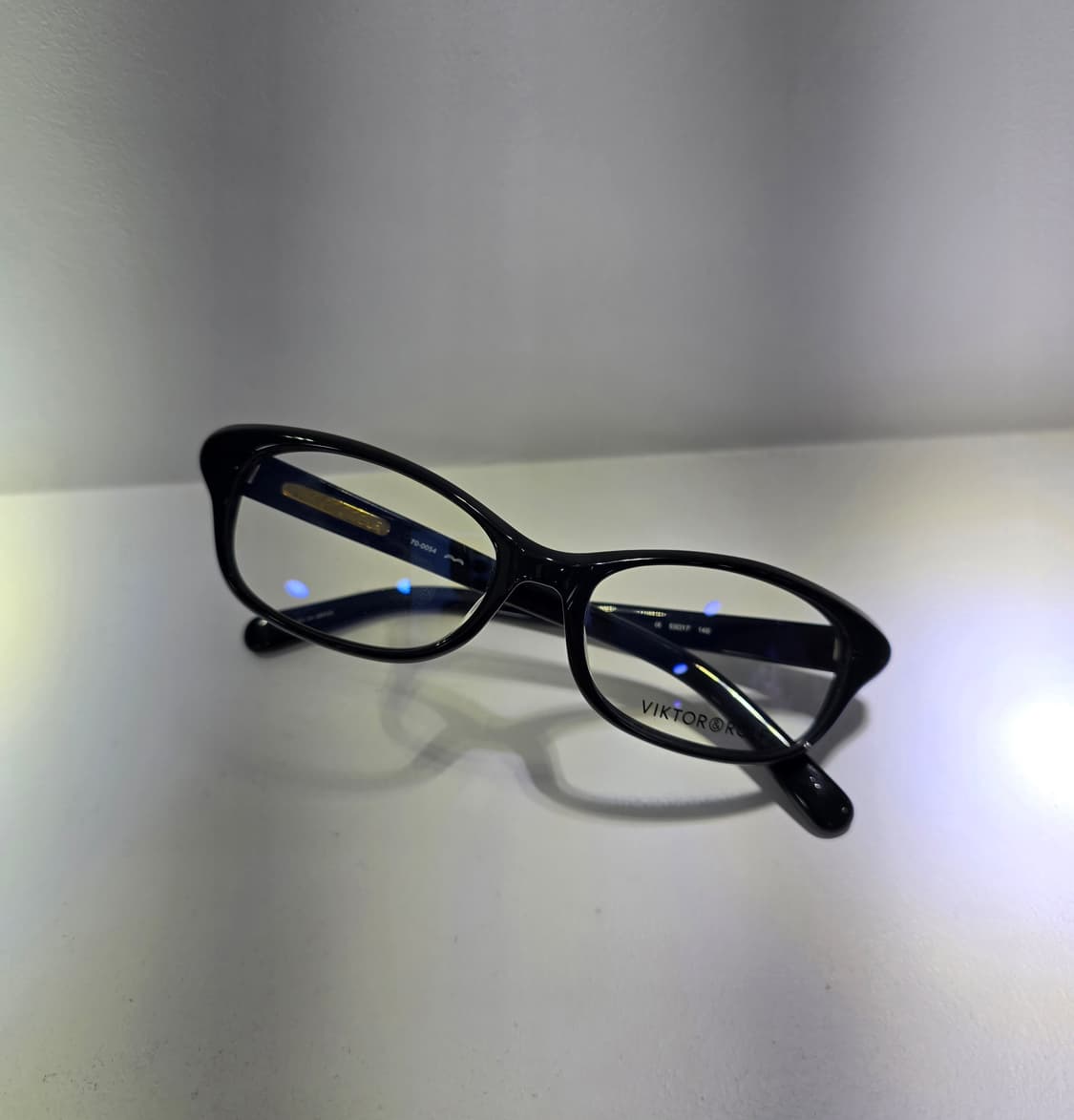 VIKTOR&ROLF 블랙 뿔테 안경 상품이미지2