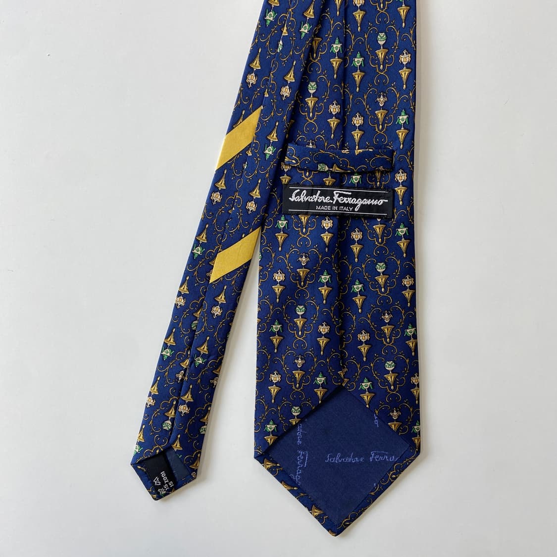 페레가모(Ferragamo) 명품 정품 넥타이 상품이미지3