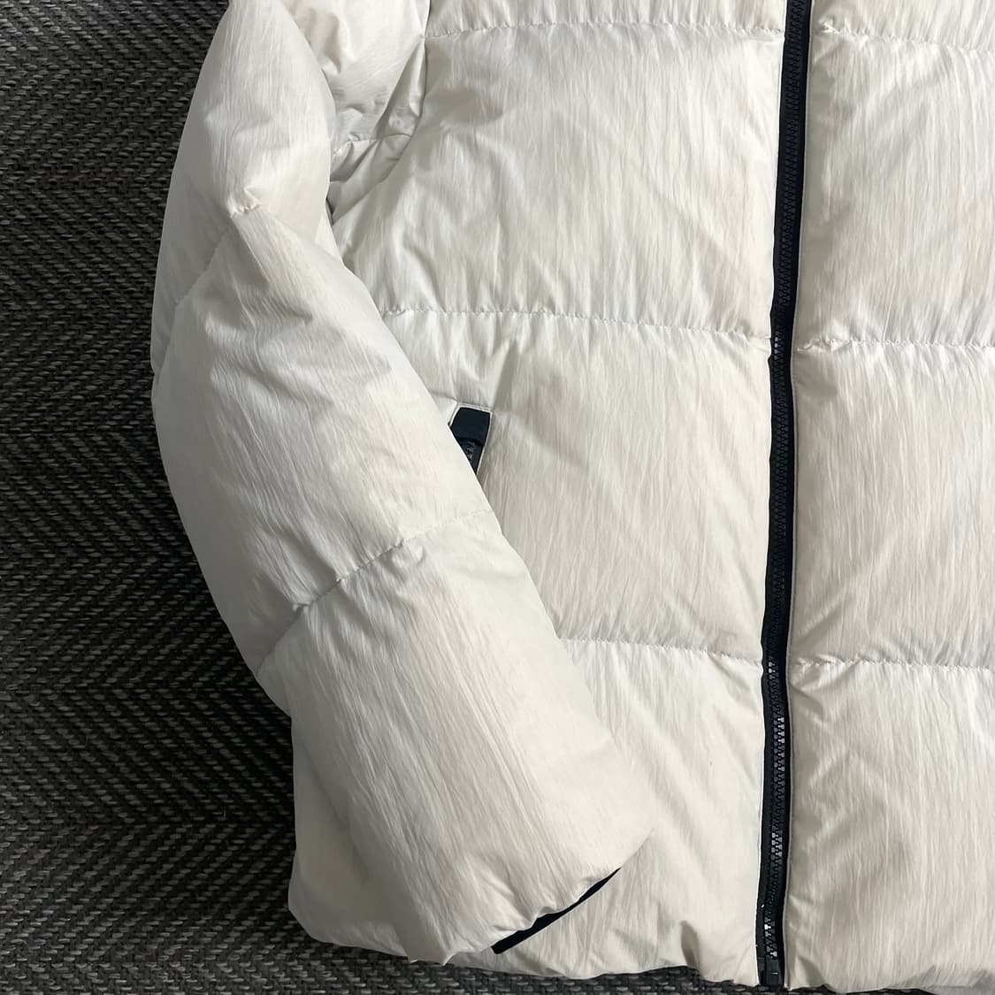 데상트 패치 로고 다운 푸퍼 패딩y 3767 상품이미지5