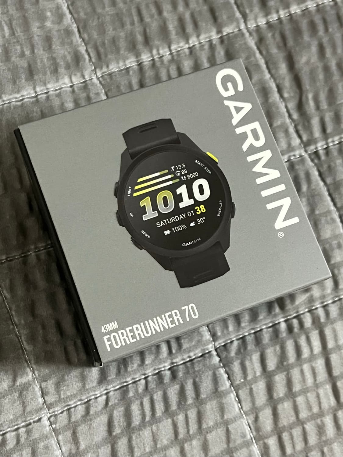 [새상품] 가민 포러너 70 블랙 43mm 상품이미지1