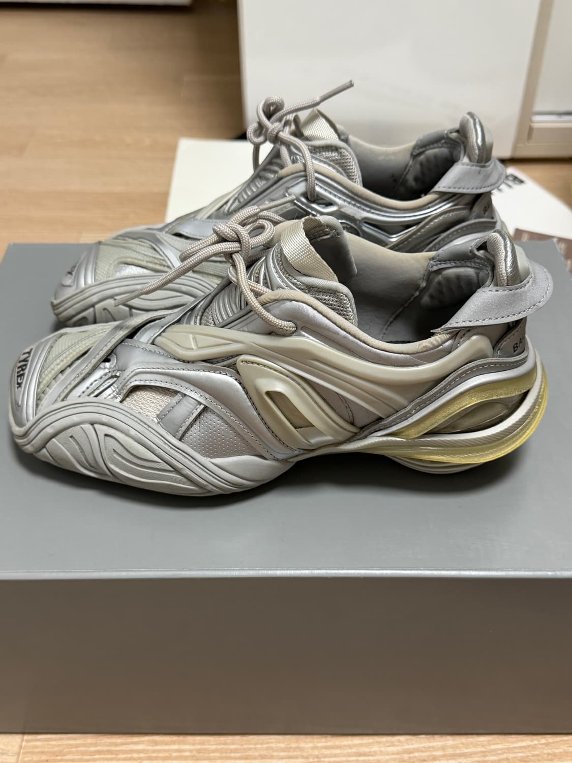 발렌시아가 타이렉스 36 tyrex 상품이미지3