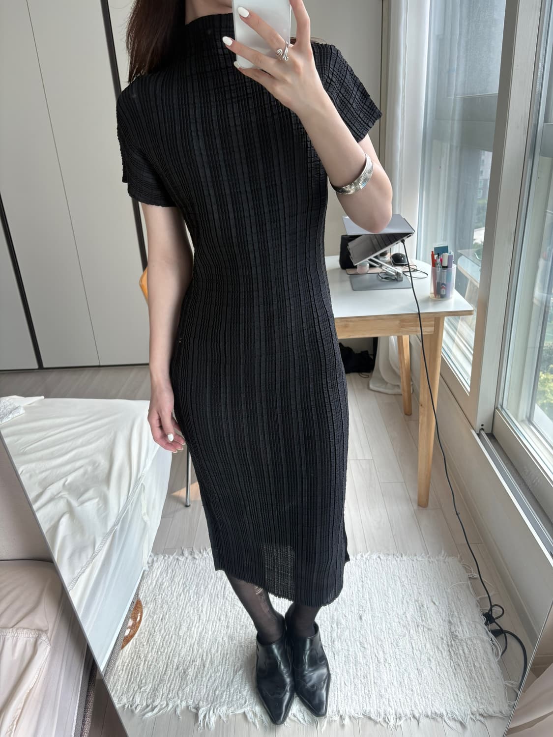 Textured Sheer Poly Dress 상품이미지1
