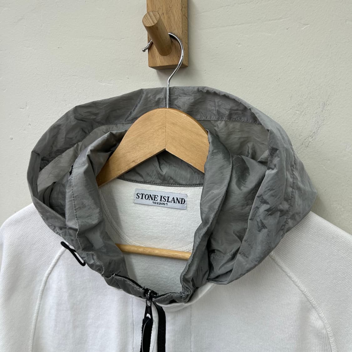 16373 - 스톤아일랜드 와펜 후드 집업 상품이미지4