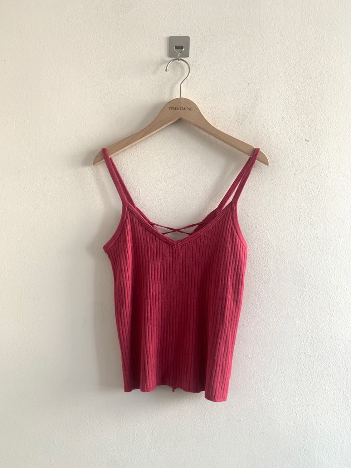 Back strap sleeveless top 상품이미지1
