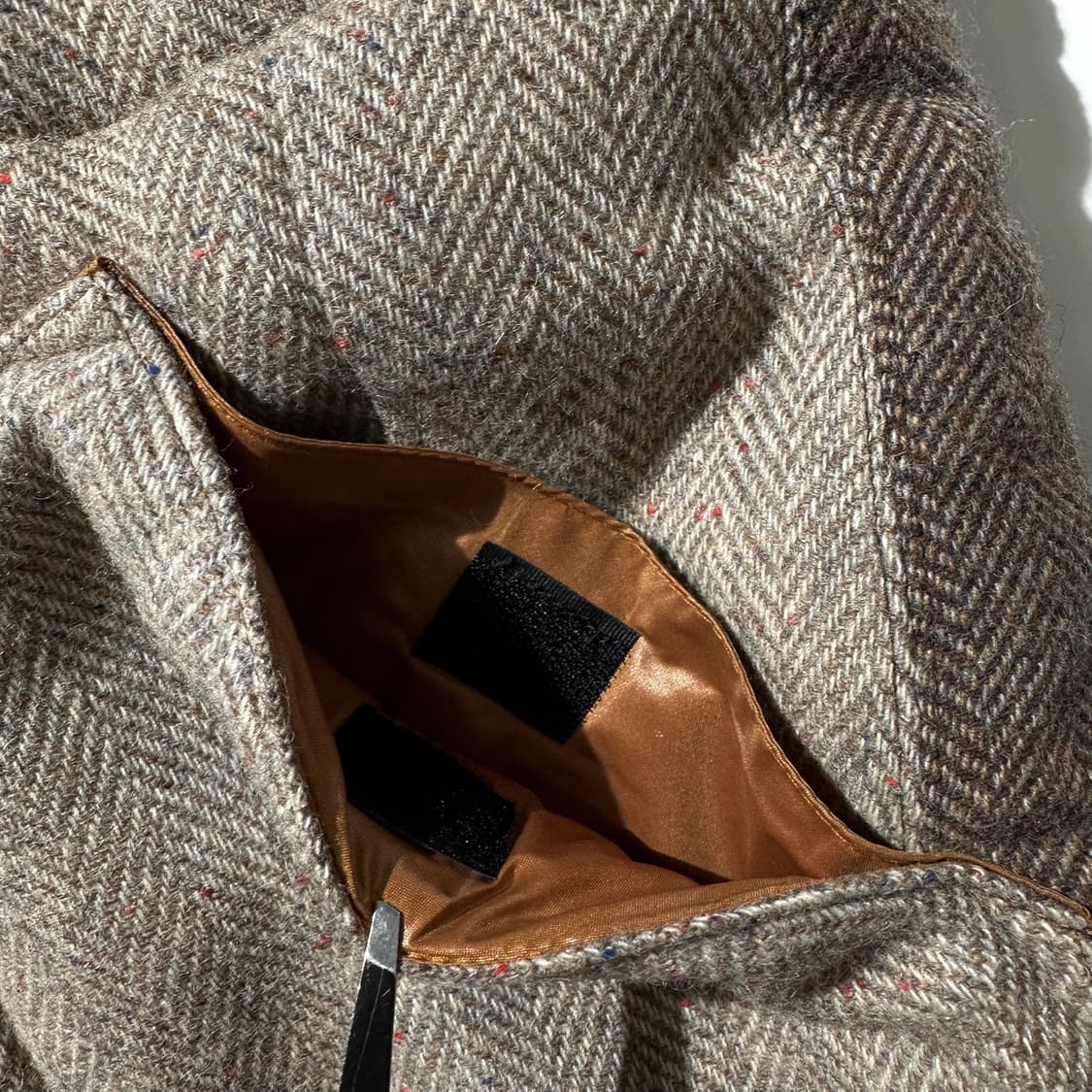 해리스 트위드 헤링본 레더 배색 웨스턴 패딩 베스트 상품이미지5